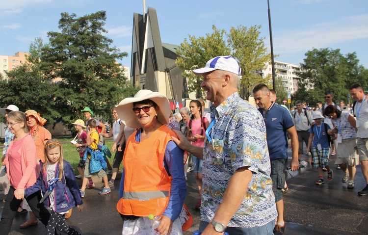 Pierwsze kroki praskich pielgrzymów