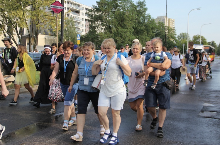 Pierwsze kroki praskich pielgrzymów