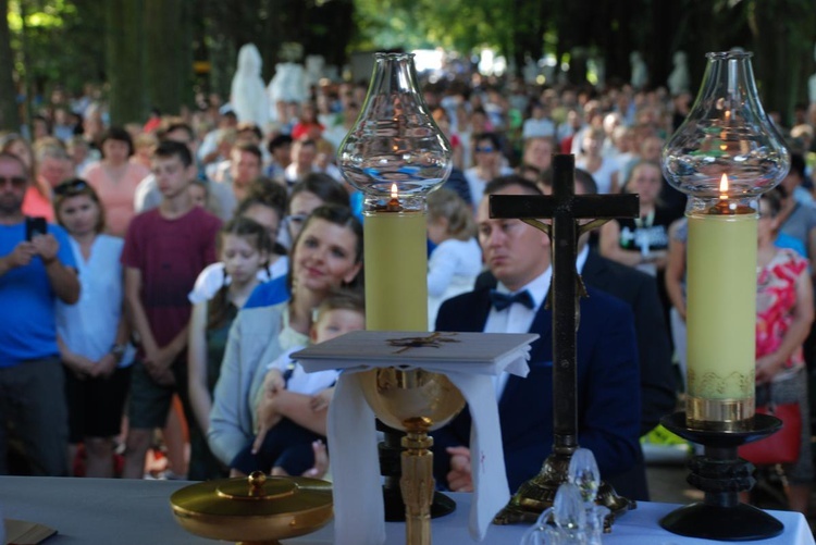 Msza u św. Otylii, kolejny chrzest oraz serdeczne przyjęcie w Chodlu