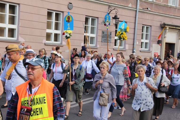 307. Warszawska Pielgrzymka Piesza na szlaku 