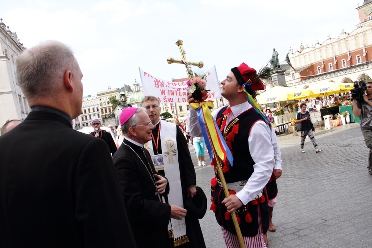 Wyjście 38. Pieszej Pielgrzymki Krakowskiej z Wawelu na Jasną Górę