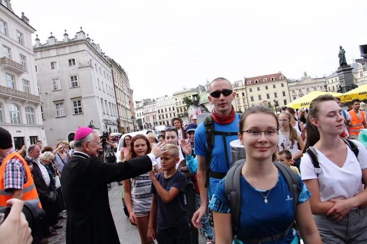 Wyjście 38. Pieszej Pielgrzymki Krakowskiej z Wawelu na Jasną Górę