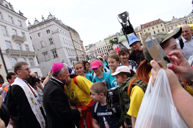 Wyjście 38. Pieszej Pielgrzymki Krakowskiej z Wawelu na Jasną Górę