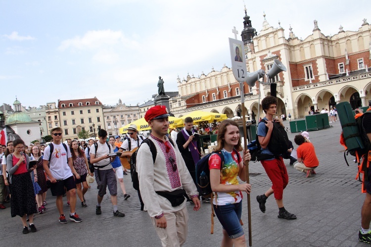 Wyjście 38. Pieszej Pielgrzymki Krakowskiej z Wawelu na Jasną Górę