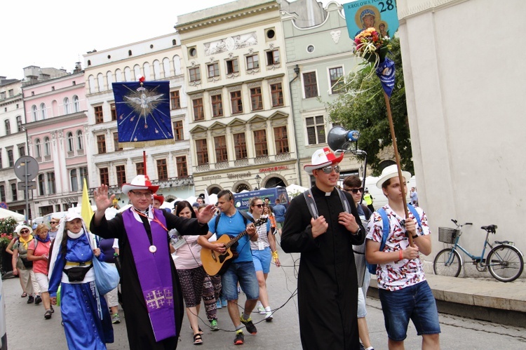 Wyjście 38. Pieszej Pielgrzymki Krakowskiej z Wawelu na Jasną Górę