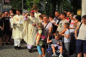 Pokropieni wodą święconą wyruszyli na szlak!