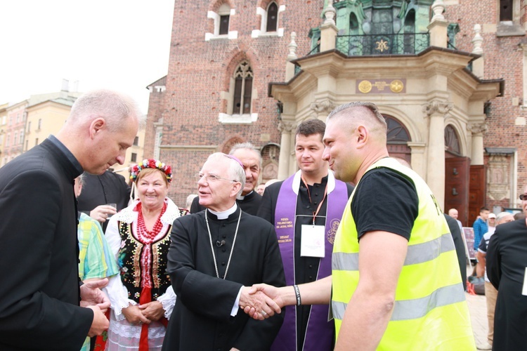 Wymarsz 38. PPK na Jasną Górę w obiektywie Joanny Adamik