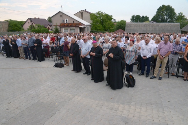 Parafia w Lipie - poświęcenie po renowacji