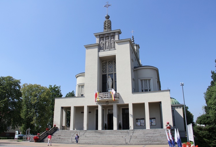 Wielkie Zawierzenie to duchowa akcja poświęcenia Niepokalanemu Sercu Maryi wszelkich spraw osobistych i społecznych w odpowiedzi na prośbę Matki Bożej z Fatimy