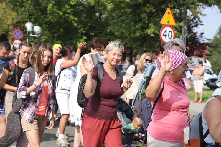 27. Diecezjalna Pielgrzymka wyrusza z Hałcnowa na Jasną Górę - 2018