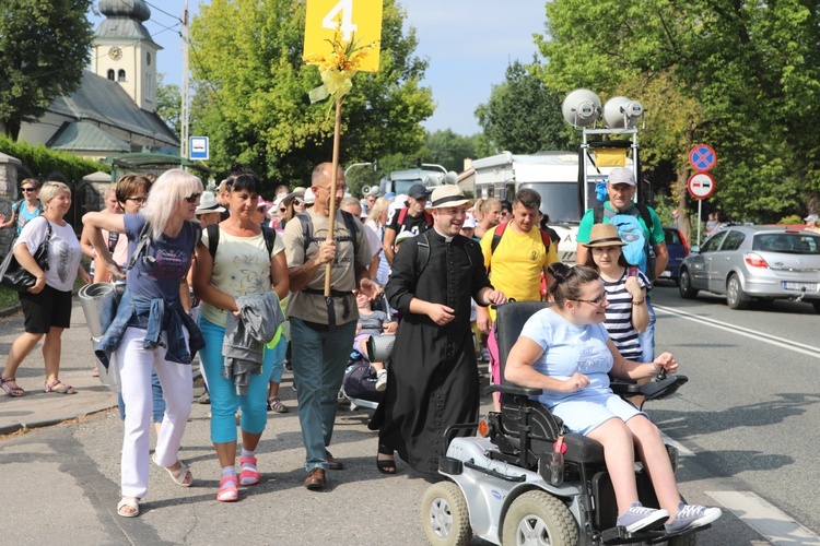 27. Diecezjalna Pielgrzymka wyrusza z Hałcnowa na Jasną Górę - 2018