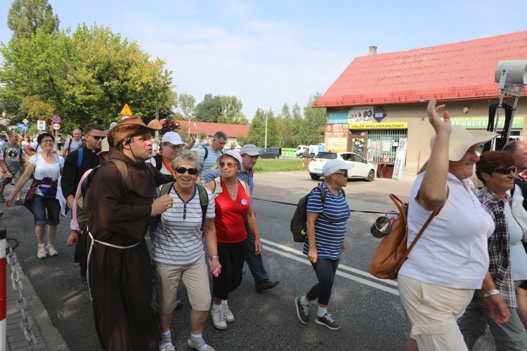 27. Diecezjalna Pielgrzymka wyrusza z Hałcnowa na Jasną Górę - 2018