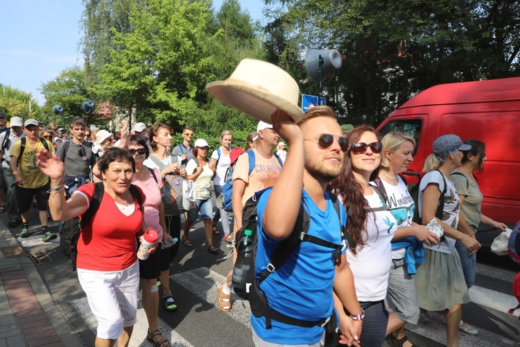 27. Diecezjalna Pielgrzymka wyrusza z Hałcnowa na Jasną Górę - 2018