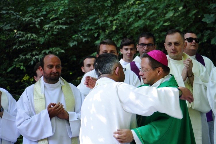 Abp Grzegorz Ryś w odwiedzinach u wspólnoty śródmiejskiej 38. PPK