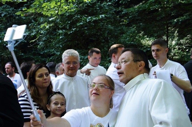 Abp Grzegorz Ryś w odwiedzinach u wspólnoty śródmiejskiej 38. PPK