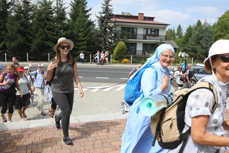 Pielgrzymi hałcnowscy w Wilamowicach - 2018