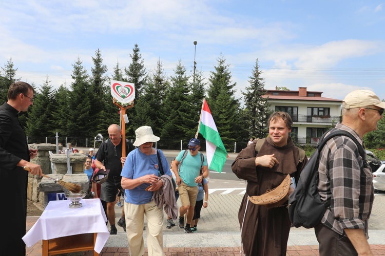 Pielgrzymi hałcnowscy w Wilamowicach - 2018