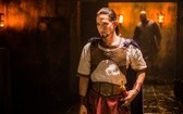 Jackson Rathbone, czyli książę Ralla. Kadr z filmu "Samson"