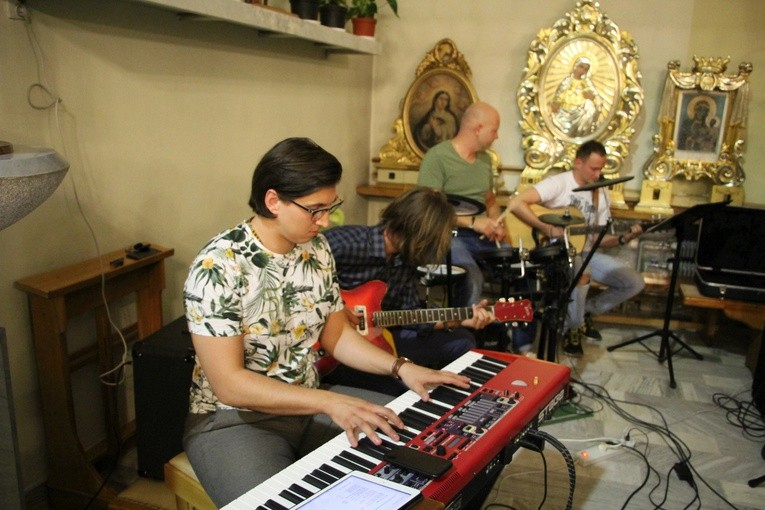 XXIII ŁPPM - wieczór uwielbienia w Wysokienicach