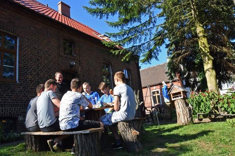 Projekt "Podziel się wiedzą" w Jastrowiu