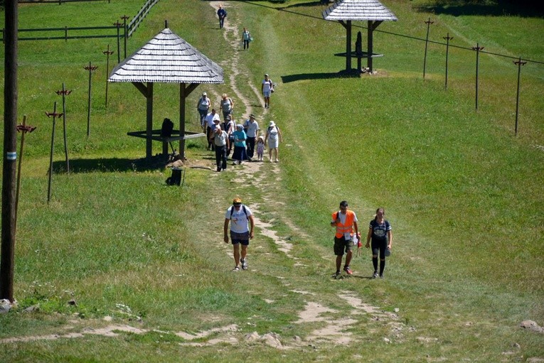 Lubelscy pielgrzymi na Świętym Krzyżu