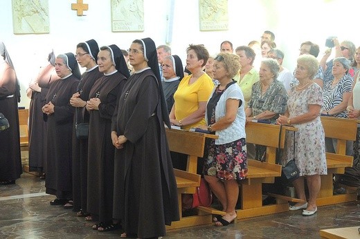 W oświęcimskim karmelu ze św. Teresą Benedyktą