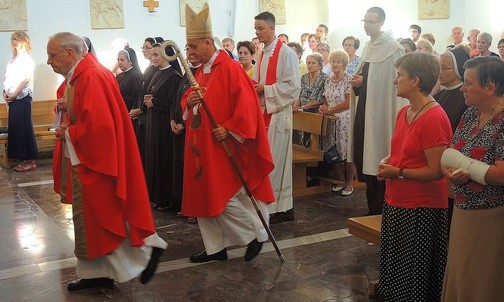 Bp Roman Pindel przewodniczył uroczystościom w kościele sióstr karmelitanek