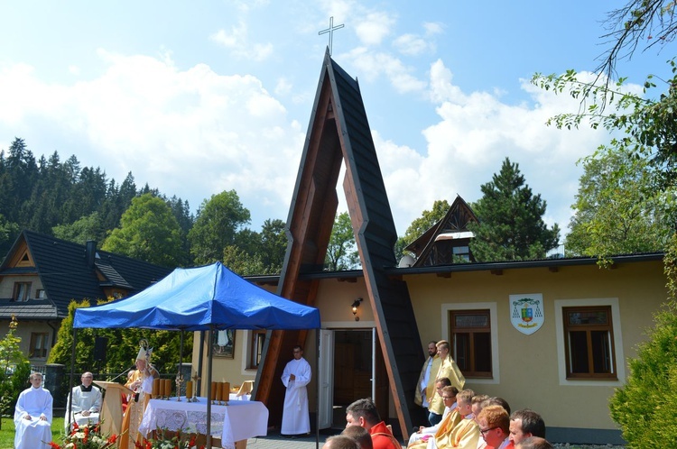 Poświęcenie domu rekolekcyjnego w Suchem