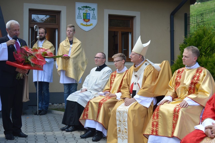 Poświęcenie domu rekolekcyjnego w Suchem