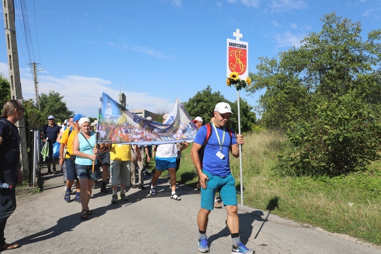 Bp Roman Pindel z 32. Pielgrzymką Andrychowską w Lgocie - 2018