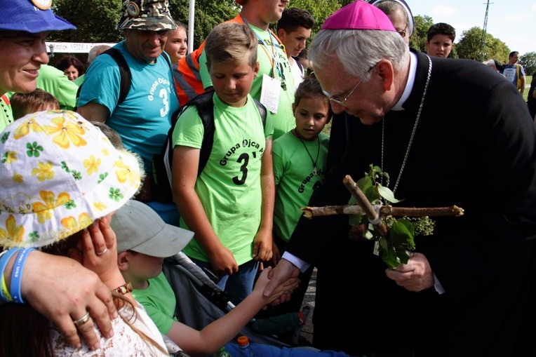 38. PPK na Jasnej Górze - powitanie przez abp. Marka Jędraszewskiego