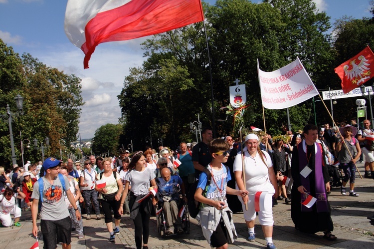 38. PPK na Jasnej Górze - powitanie przez abp. Marka Jędraszewskiego