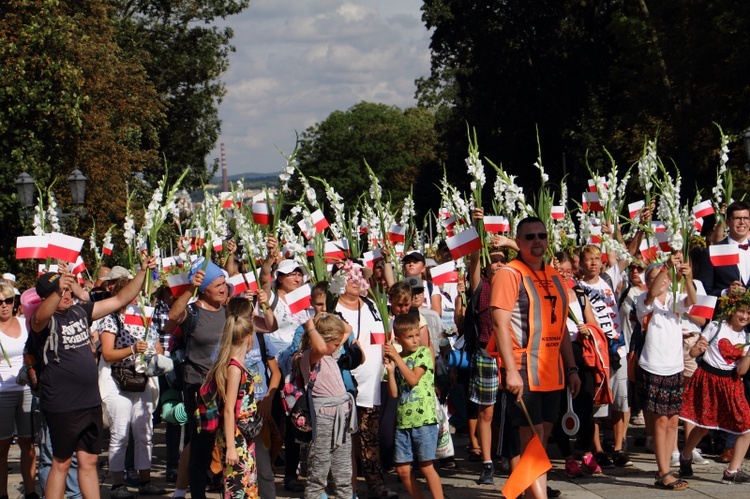 38. PPK na Jasnej Górze - powitanie przez abp. Marka Jędraszewskiego