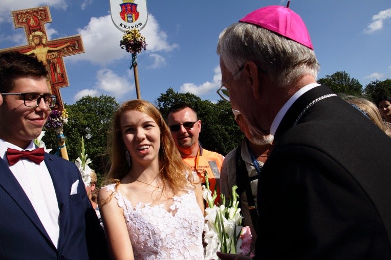 38. PPK na Jasnej Górze - powitanie przez abp. Marka Jędraszewskiego