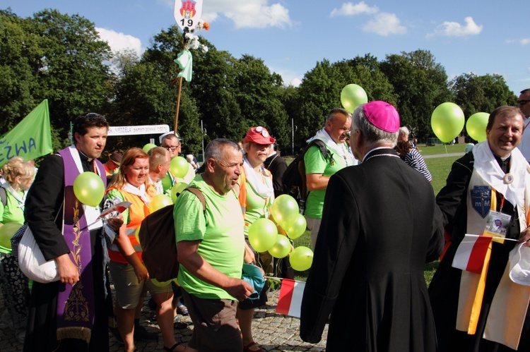 38. PPK na Jasnej Górze - powitanie przez abp. Marka Jędraszewskiego