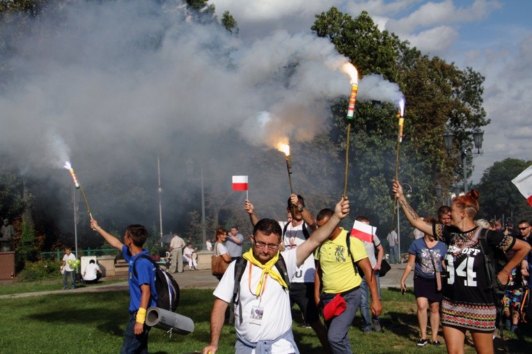 38. PPK na Jasnej Górze - powitanie przez abp. Marka Jędraszewskiego