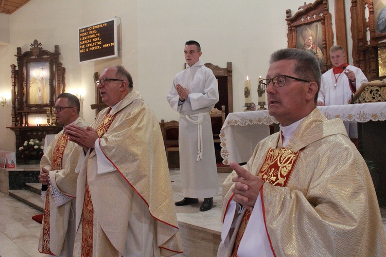 Poświęcenie placu budowy kościoła w Redzie-Ciechocinie