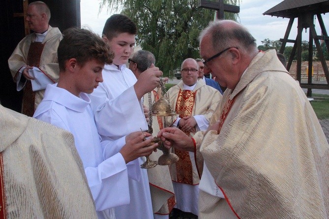 Poświęcenie placu budowy kościoła w Redzie-Ciechocinie