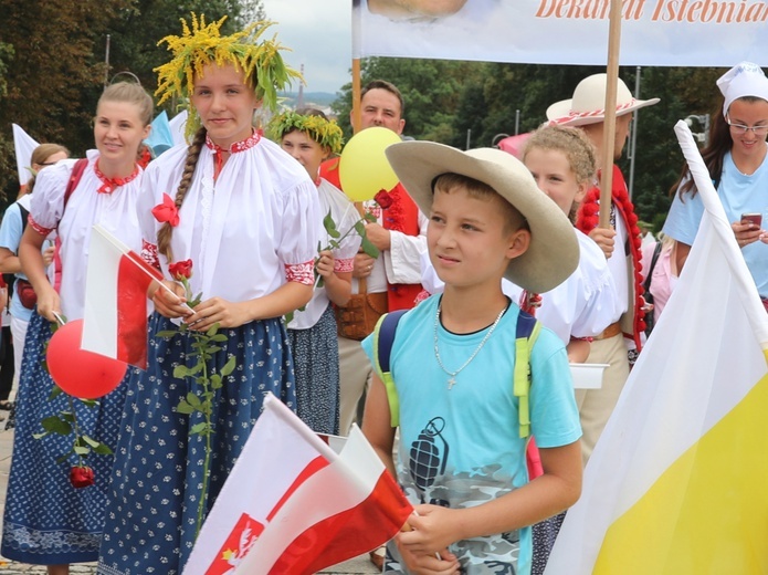 Powitanie 27. Pielgrzymki Diecezji Bielsko-Żywieckiej - grupy hałcnowskie na Jasnej Górze - 2018