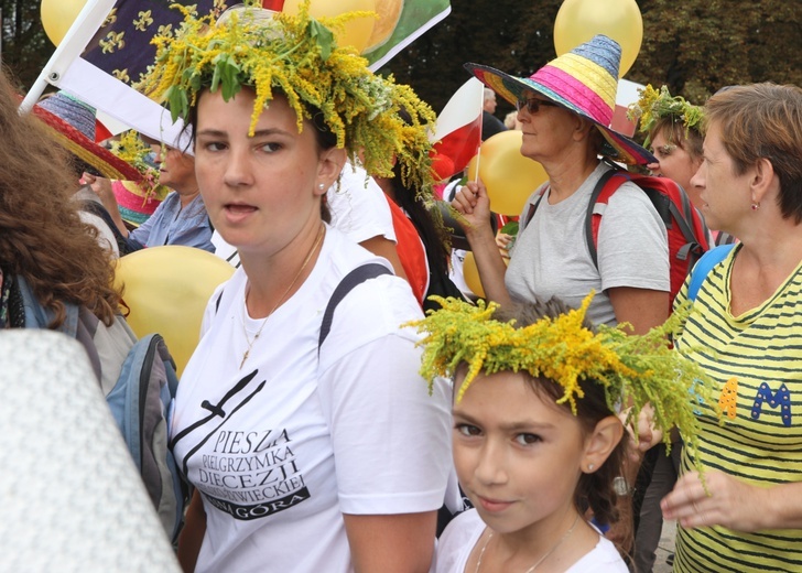 Powitanie 27. Pielgrzymki Diecezji Bielsko-Żywieckiej - grupy hałcnowskie na Jasnej Górze - 2018