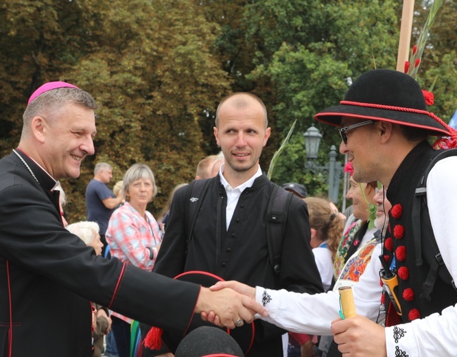 Powitanie 27. Pielgrzymki Diecezji Bielsko-Żywieckiej - grupy hałcnowskie na Jasnej Górze - 2018