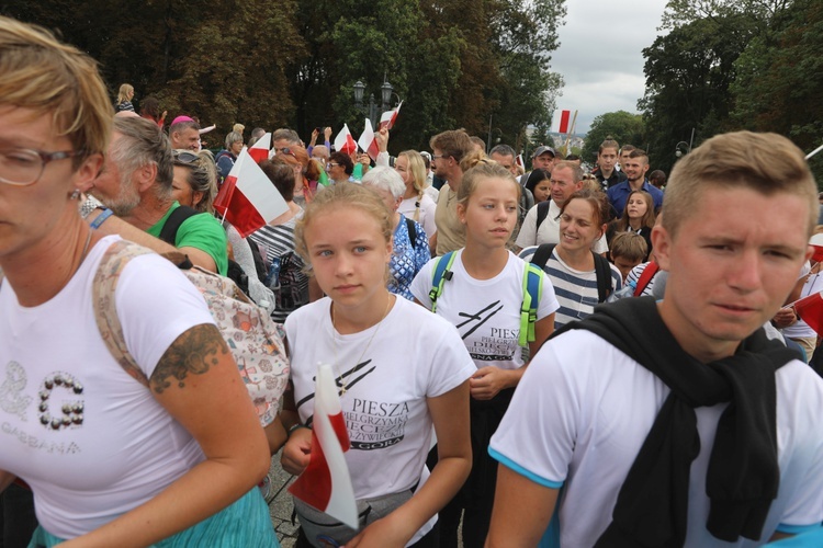 Powitanie 27. Pielgrzymki Diecezji Bielsko-Żywieckiej - grupy hałcnowskie na Jasnej Górze - 2018