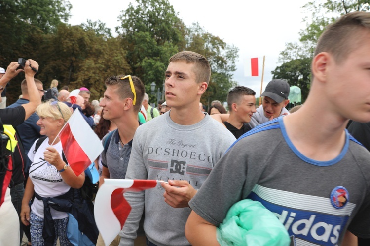 Powitanie 27. Pielgrzymki Diecezji Bielsko-Żywieckiej - grupy hałcnowskie na Jasnej Górze - 2018