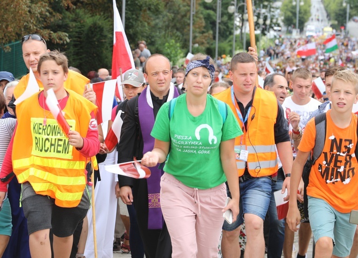 Powitanie 27. Pielgrzymki Diecezji Bielsko-Żywieckiej - grupy hałcnowskie na Jasnej Górze - 2018