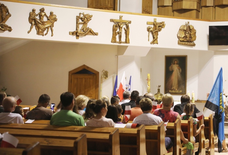 Wieczór pieśni patriotycznej czechowickiej pielgrzymki - Świerklaniec 2018