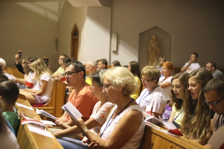 Wieczór pieśni patriotycznej czechowickiej pielgrzymki - Świerklaniec 2018