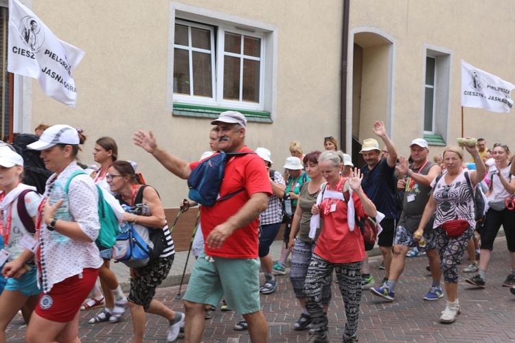 27. Pielgrzymka Cieszyńska na trasie - w Woźnikach - 2018