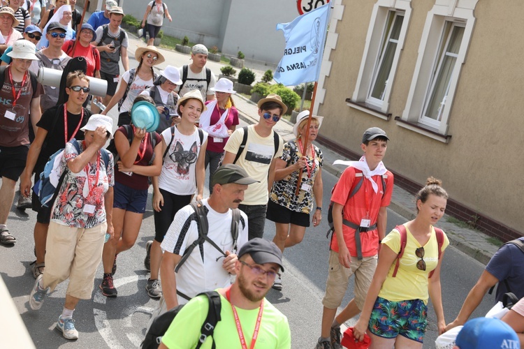 27. Pielgrzymka Cieszyńska na trasie - w Woźnikach - 2018