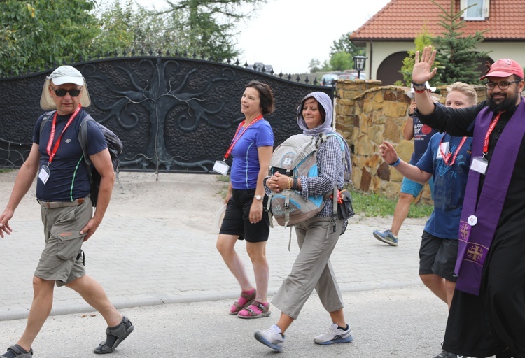 27. Pielgrzymka Cieszyńska na trasie - w Woźnikach - 2018