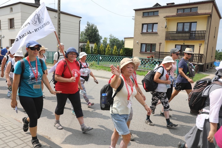 27. Pielgrzymka Cieszyńska na trasie - w Woźnikach - 2018